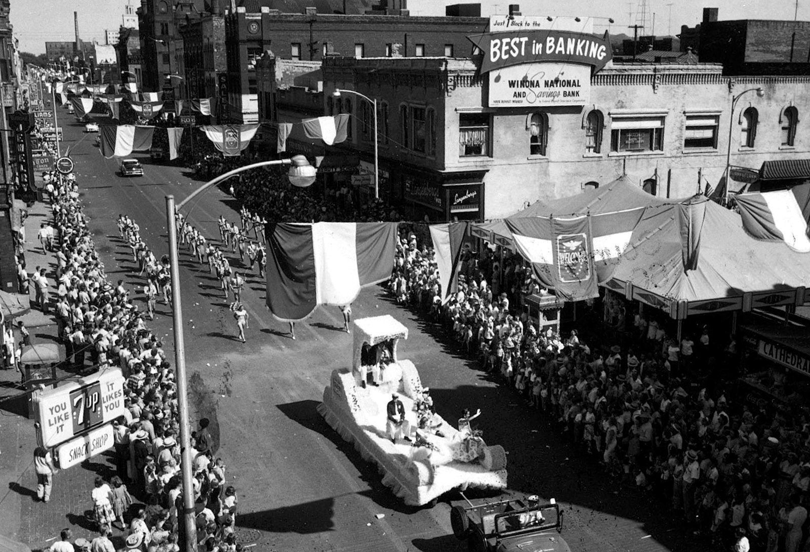 Steamboat Days 1952
